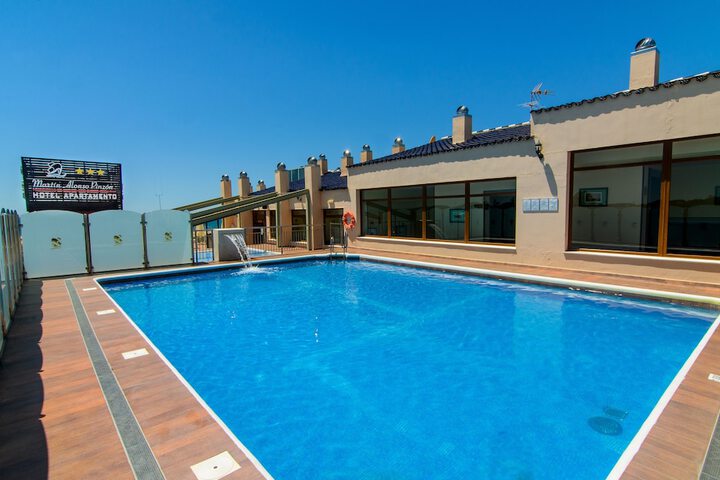 Hotel with Pool