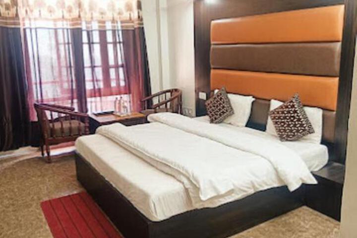 Goroomgo Amar Dalhousie