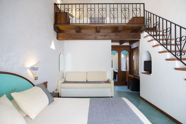 Room 5 of 36