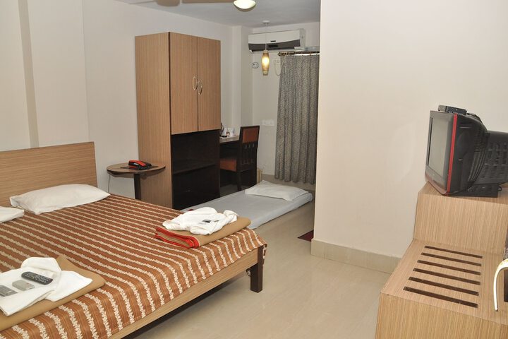 Room 36 of 169