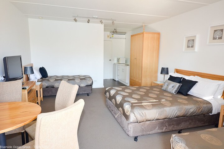 Room 17 of 48