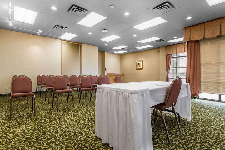 Meeting facility