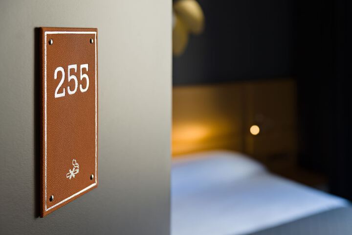 Room 21 of 69