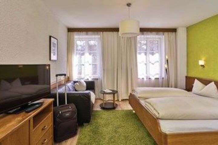 Room 11 of 22