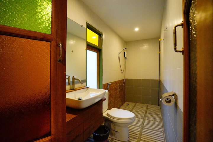 Room 54 of 93