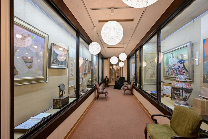 Hotel Interior 4 of 48