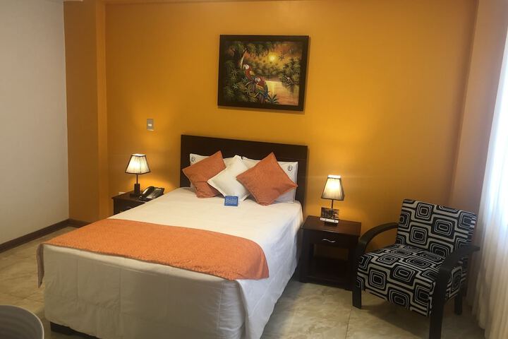 Room 17 of 42