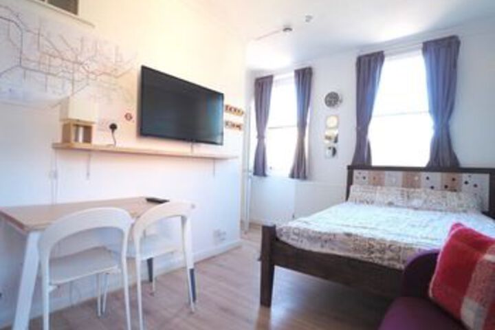 Room 54 of 96