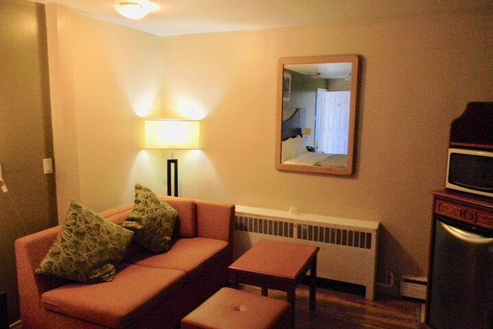 1 King Bed (9 of 14)