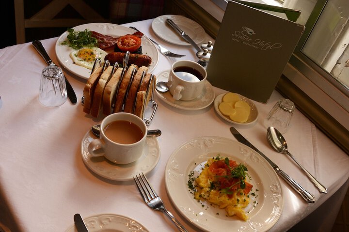 Breakfast/Coffee Service 49 of 62