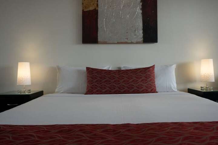 Room 12 of 73