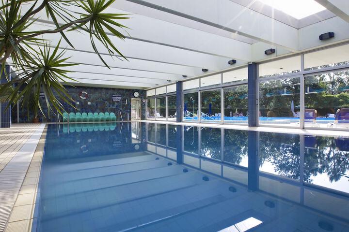 Hotel Pool