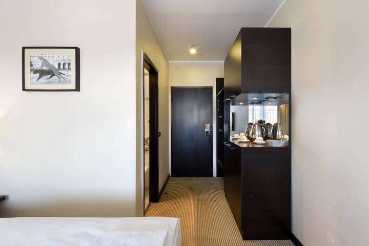 Room 3 of 35