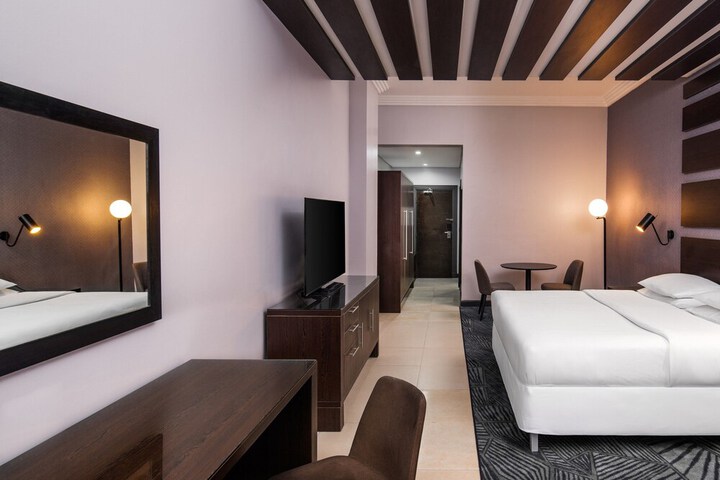 Room 21 of 87