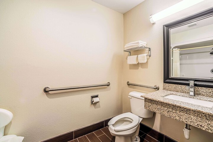2 Double Beds Accessible (1 of 6)