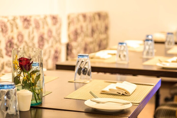 Dining 47 of 74