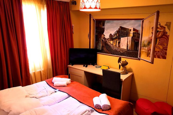 Room 22 of 78