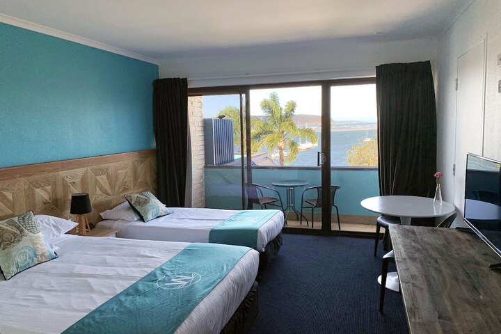 Room 8 of 43