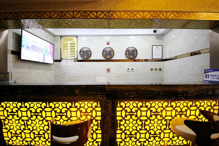 Hotel Interior 7 of 31