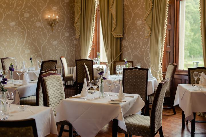 Dining 66 of 108