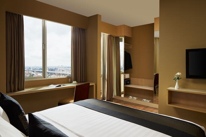Room 46 of 115