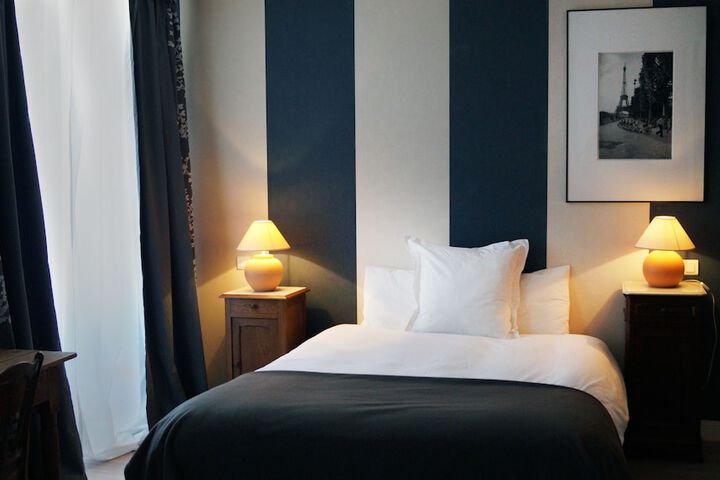 Room 3 of 26