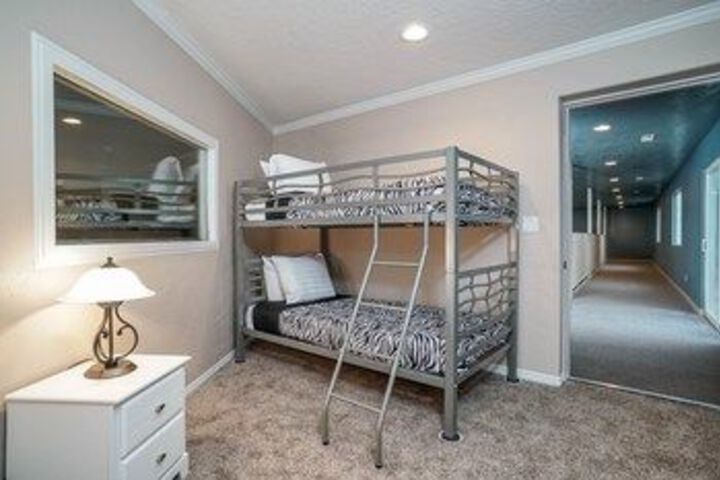 Room 55 of 150