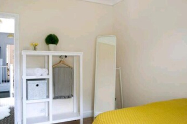Room 12 of 14