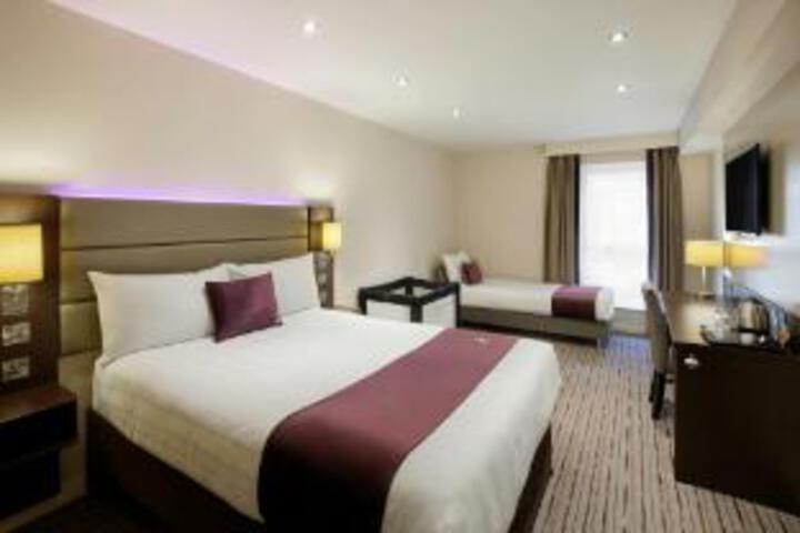 Room 9 of 23