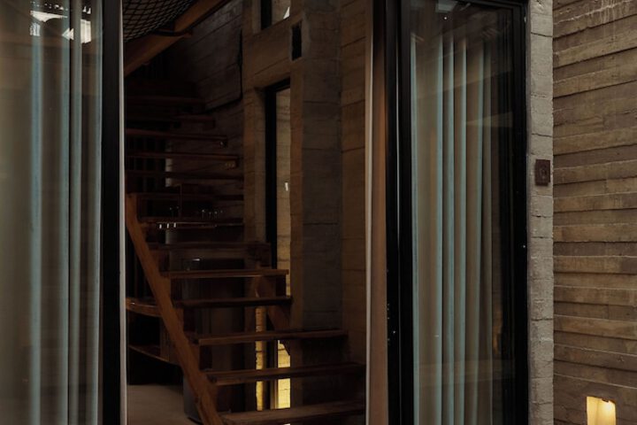 Hotel 79 of 80