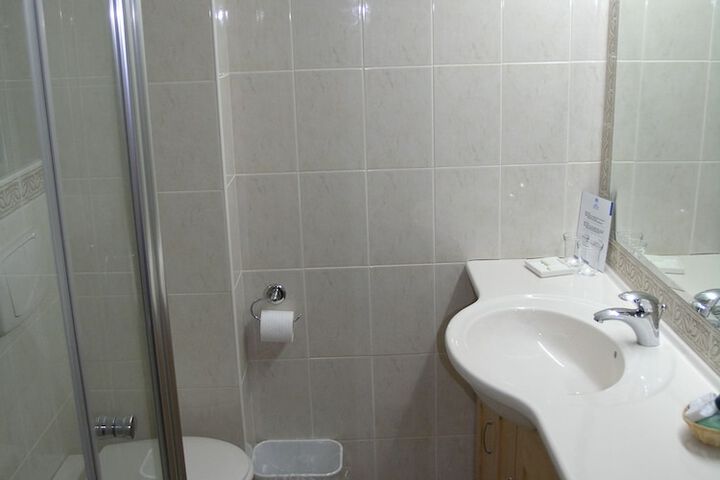 Room 14 of 31
