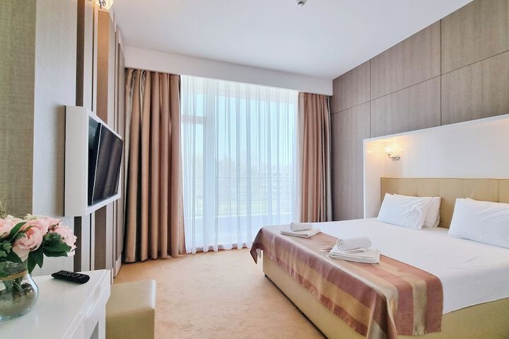 Room 7 of 20