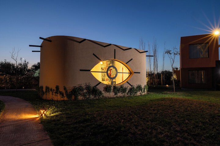 Hotel 69 of 70