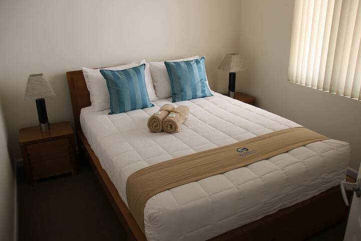 Room 5 of 38