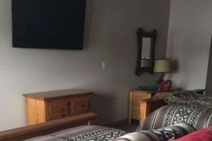 Room 7 of 11