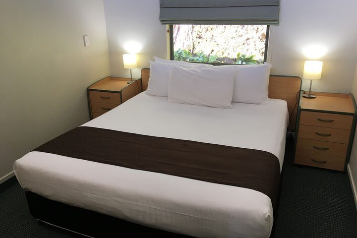 Room 8 of 38