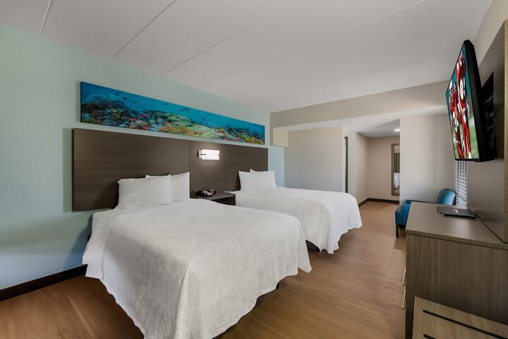 Superior 2 Double Beds Pool View (21 of 39)