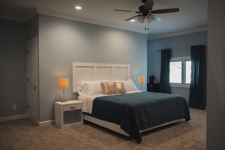 Room 6 of 48