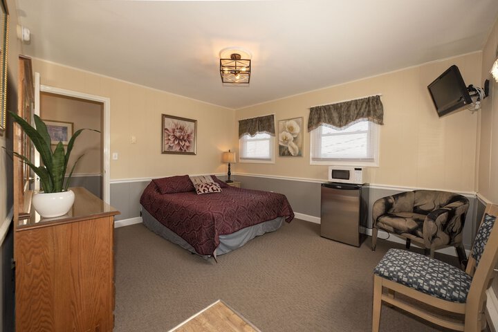 2 Double Beds (6 of 12)