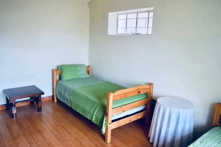 2 Bedroom House in Bo-kaap Area