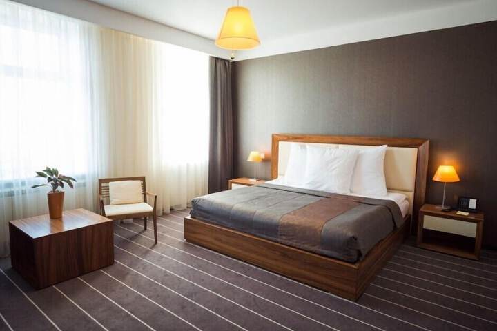 Room 4 of 34
