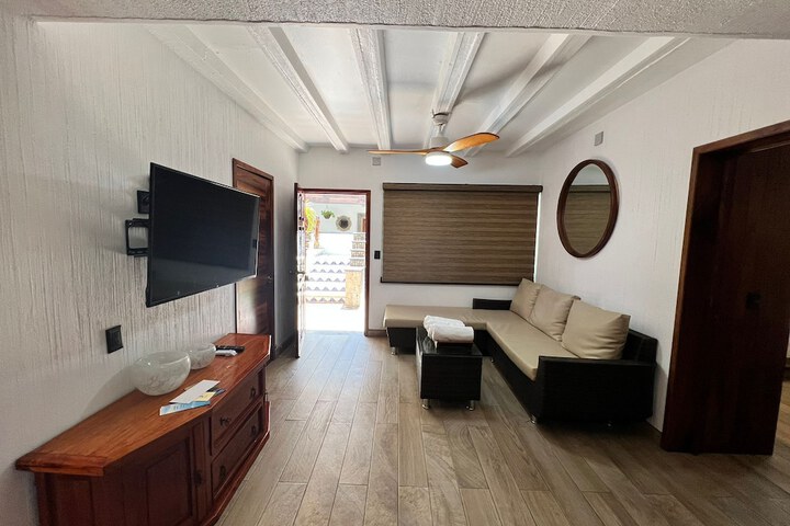 Room 5 of 22