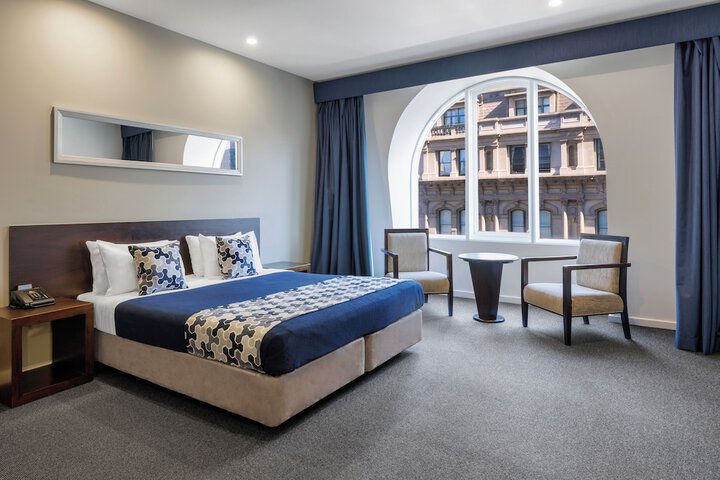 Room 16 of 47