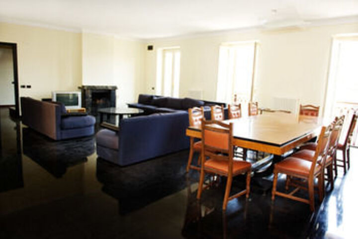 Room 65 of 68
