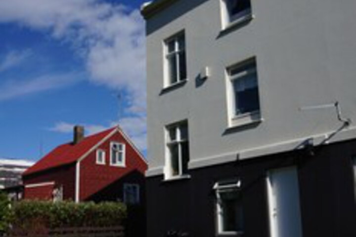 Hotel Exterior 5 of 21