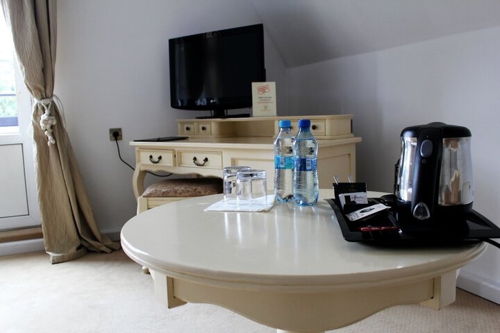 Room 15 of 35