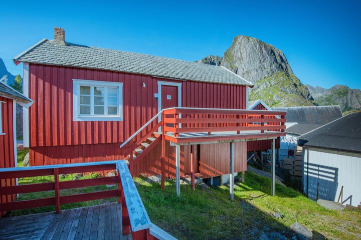 Hotel Exterior 203 of 204