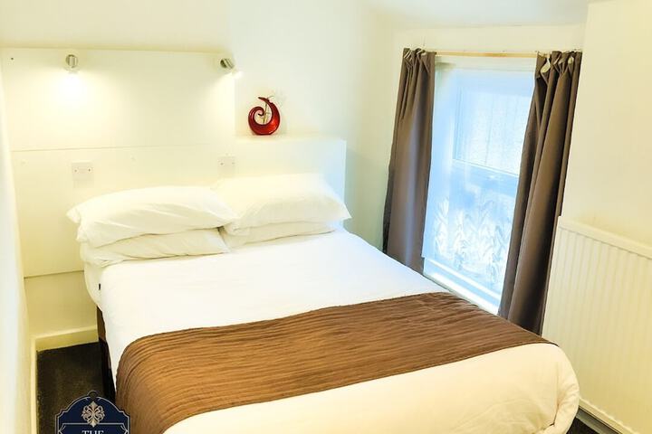 Room 22 of 49