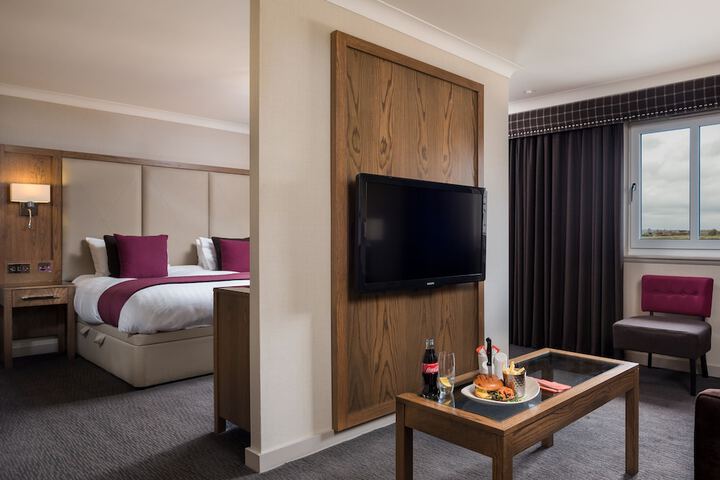 Room 5 of 70