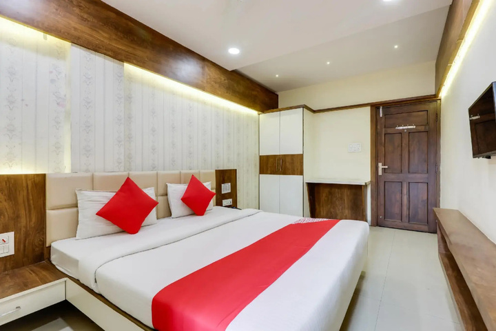 Oyo 16733 Hotel Sunshine